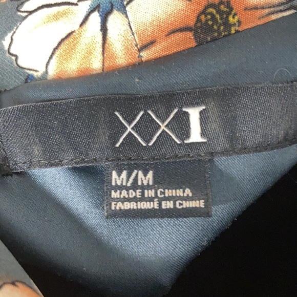 Periwinkle Blue Floral Kimono - Picture 6 of 6